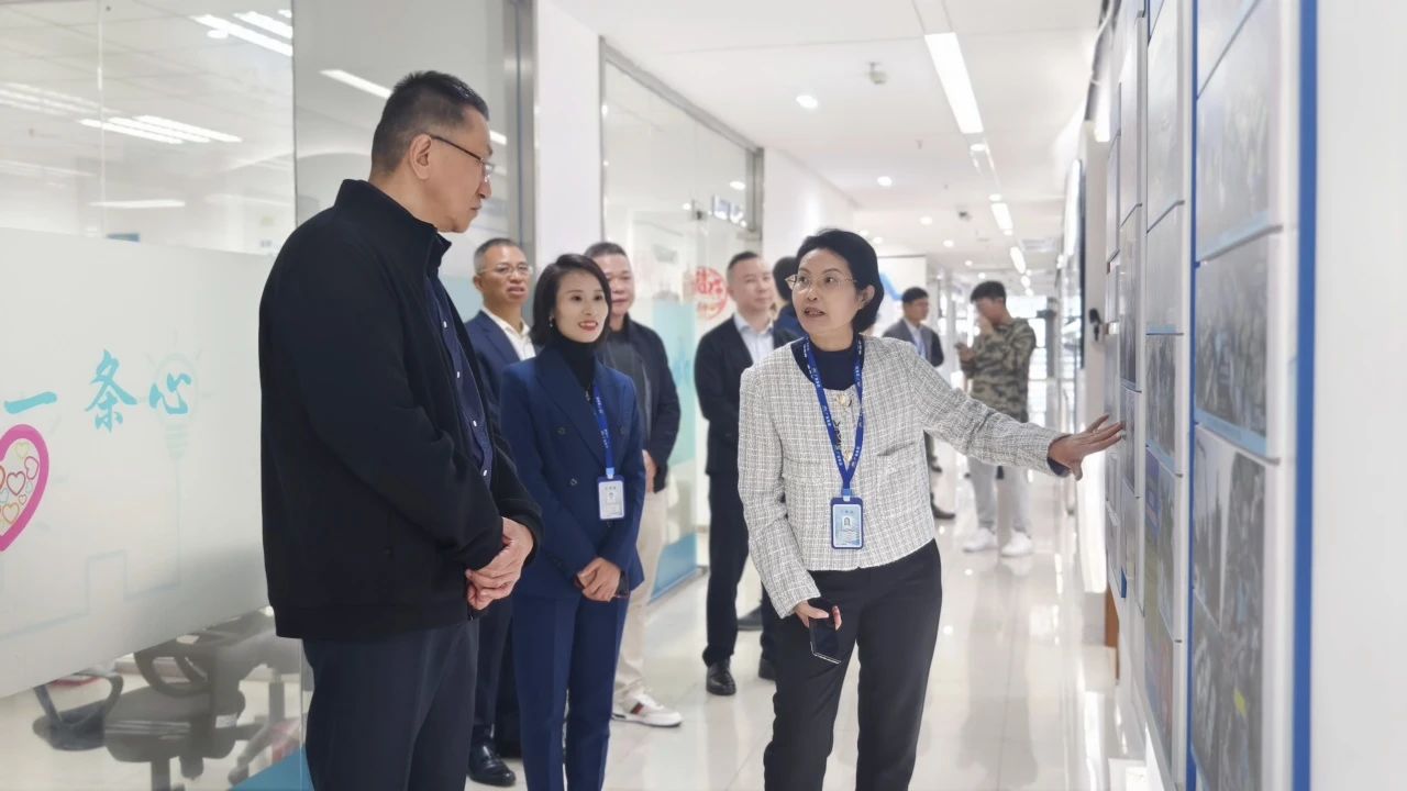 威客电竞VKGAME集团｜东菽愿铣墙值赖痴代表团来访，，，调研数字化转型与智能化生长