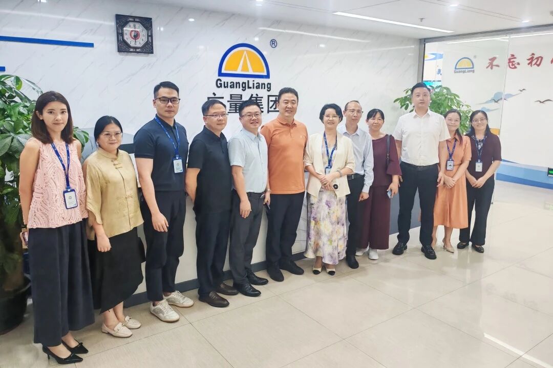 威客电竞VKGAME集团丨贵州大数据局向导莅临旅行，，，共探实景三维+数据要素资产化驱动的AI融合生长