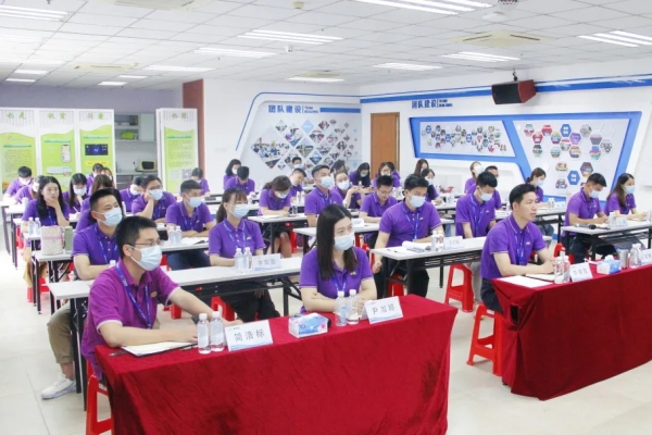 威客电竞VKGAME集团“都会更新前期事情项目司理培训班”开讲